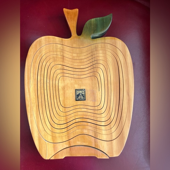 Equinoccio vintage collapsible wood apple shape fruit basket made in Mexico EUC - Picture 1 of 7